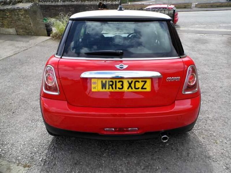 MINI HATCH
