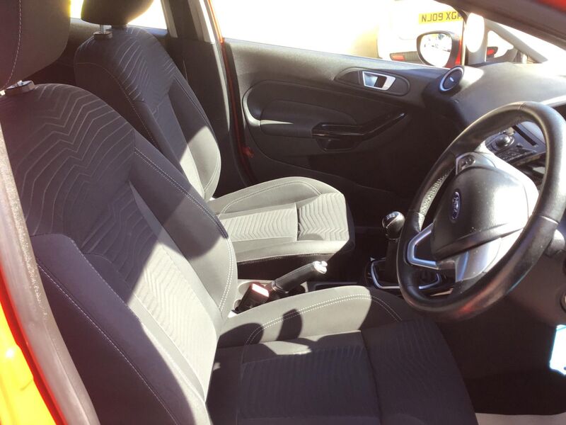 FORD FIESTA