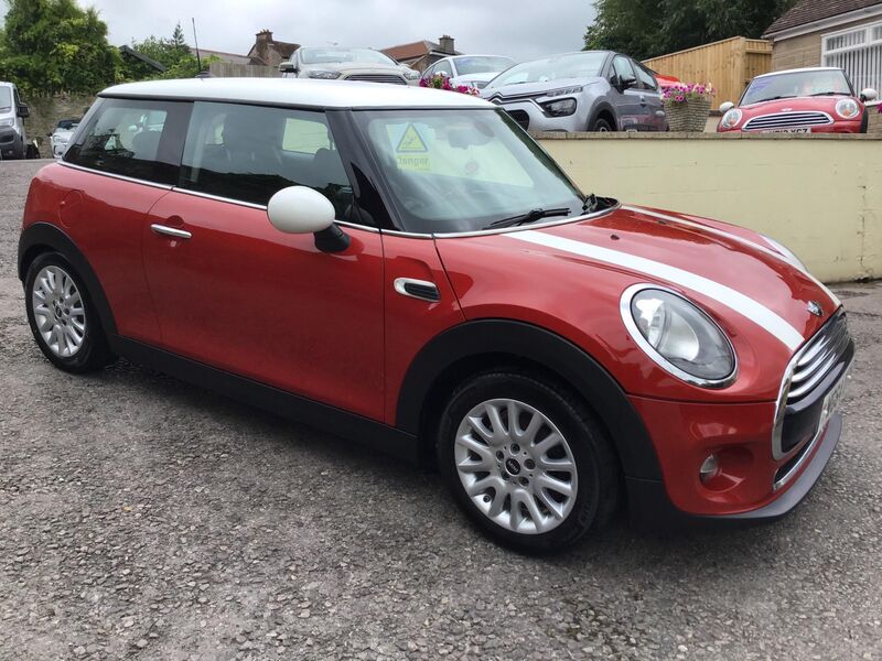 MINI HATCH