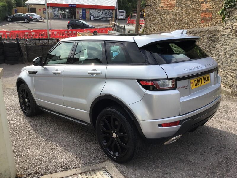 LAND ROVER RANGE ROVER EVOQUE