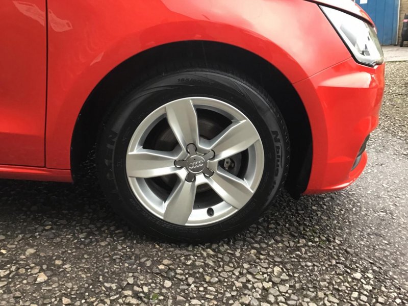 AUDI A1