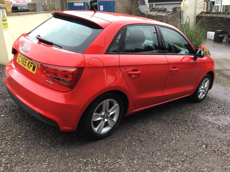 AUDI A1