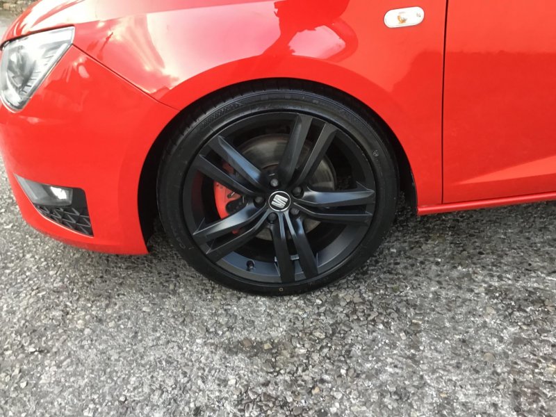 SEAT IBIZA