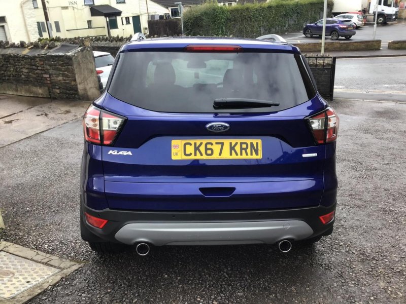 FORD KUGA