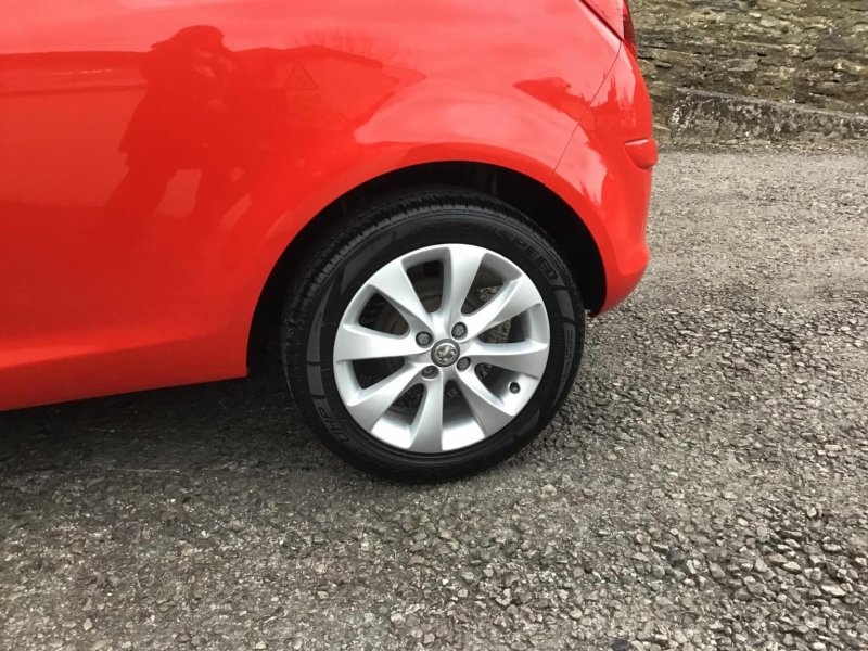 VAUXHALL CORSA